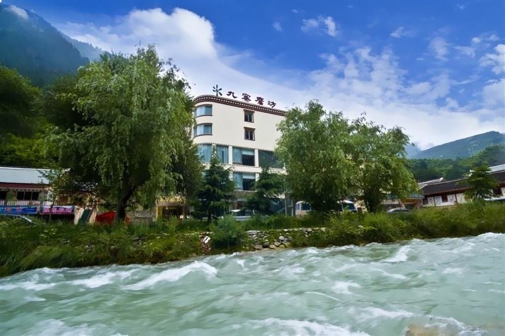 An E Courtyard Hotel Jiu Zhai Gou Branch จิ่วไจ้โกว ภายนอก รูปภาพ